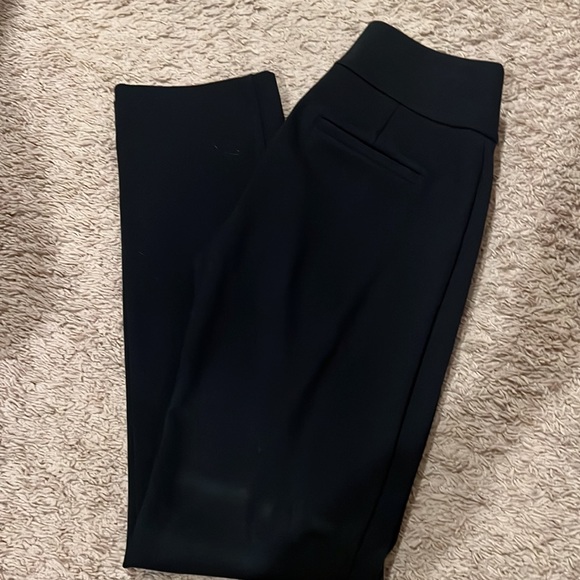 Express columnist straight high-rise - Picture 2 of 5